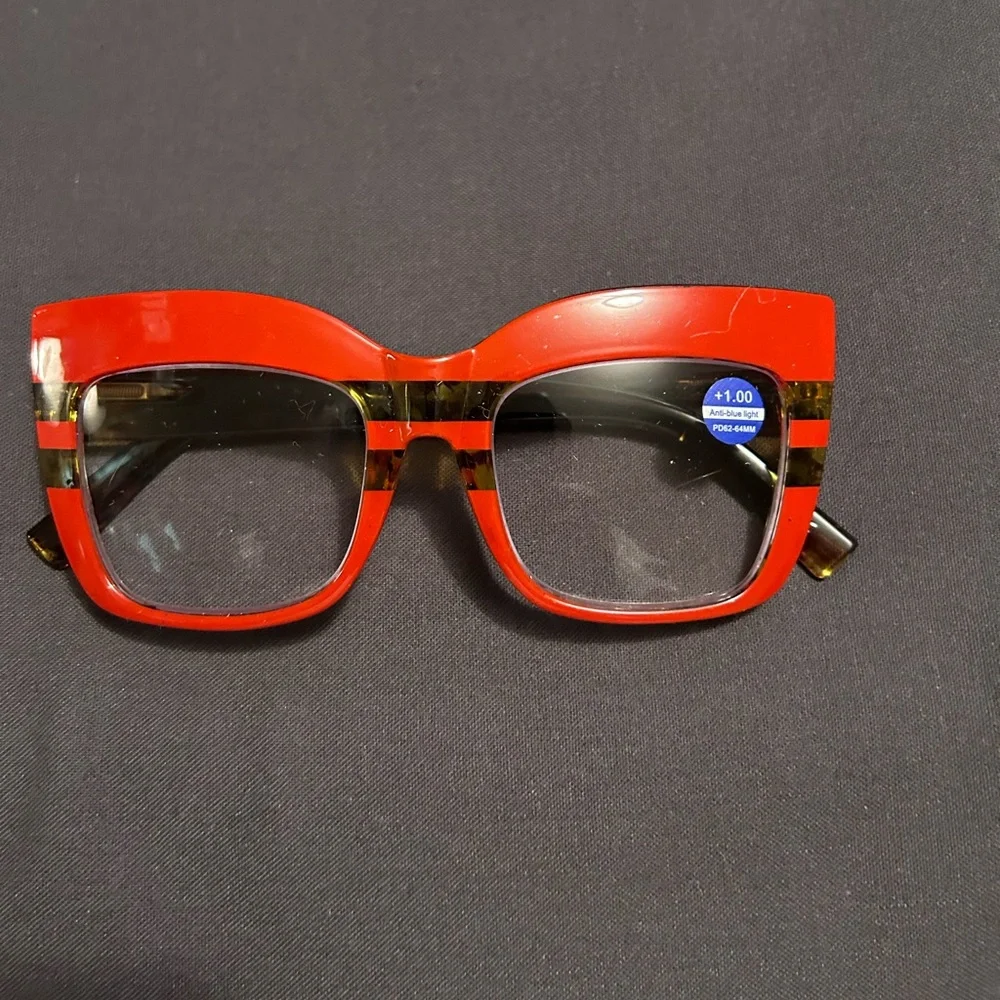 Red readers